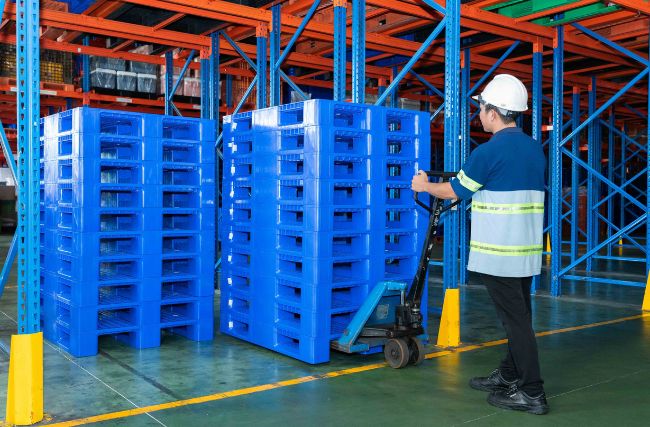 Key Uses of Plastic Pallets in Various Industries